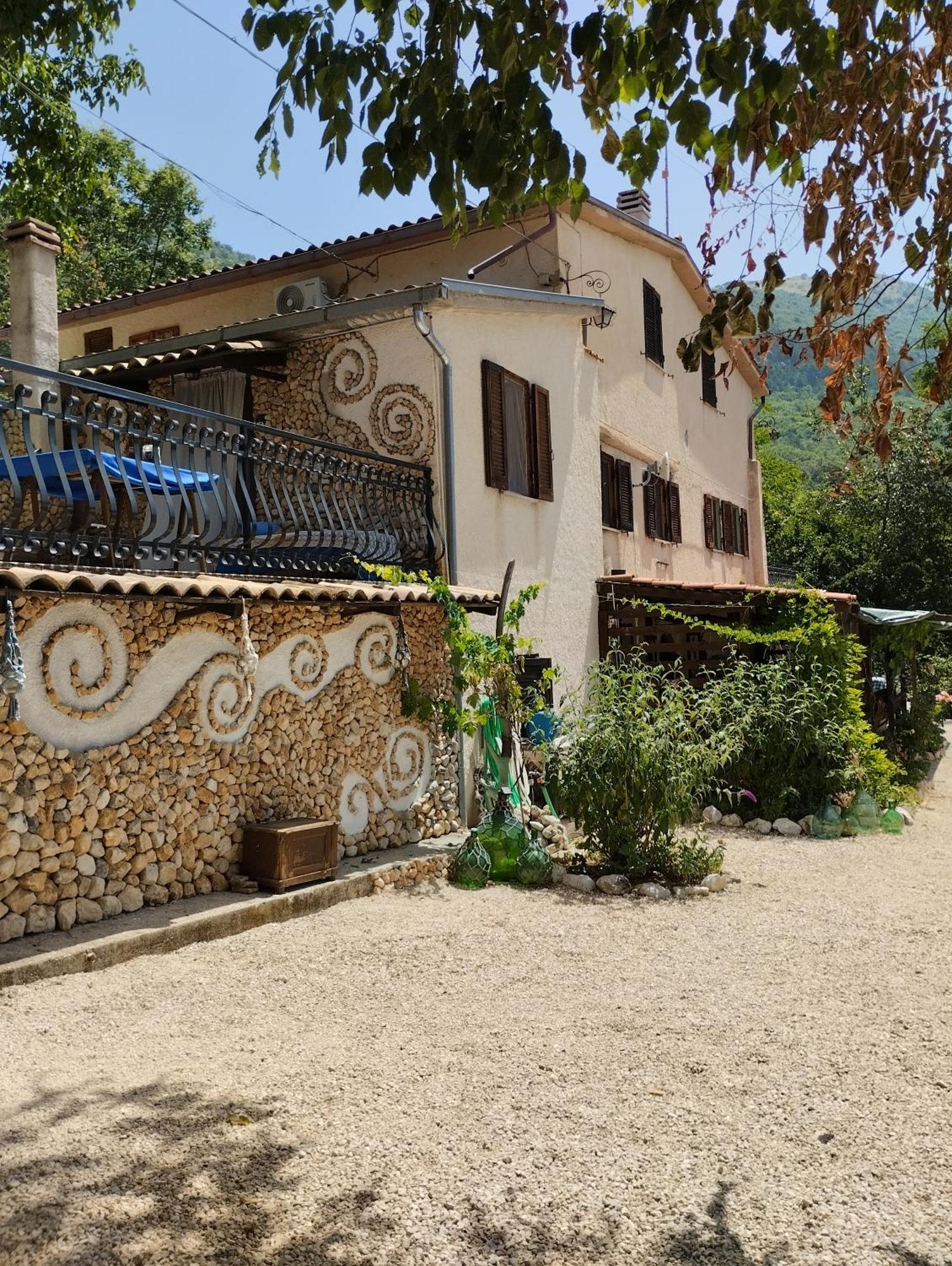B&B Le Grette Gioia Dei Marsi 外观 照片